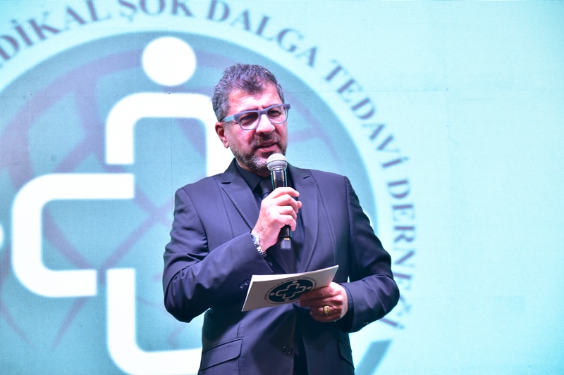 Uluslararas� Tsmst Sempozyumu Bilim �nsanlar�n� Ve Sa�l�k Profesyonellerini Bulu�turdu